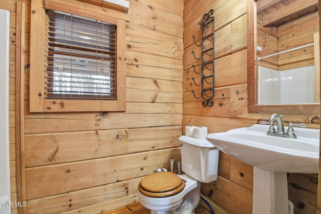 24481 Walden Road, Abingdon, VA 24210