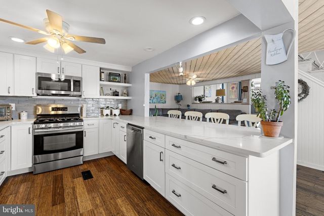 78 JERI ANN DRIVE, Manahawkin, NJ 08050