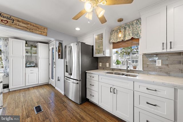78 JERI ANN DRIVE, Manahawkin, NJ 08050