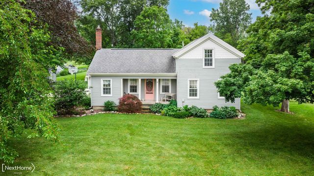 6144 E Atherton Road, Burton, MI 48519