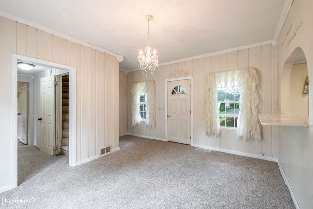 6144 E Atherton Road, Burton, MI 48519
