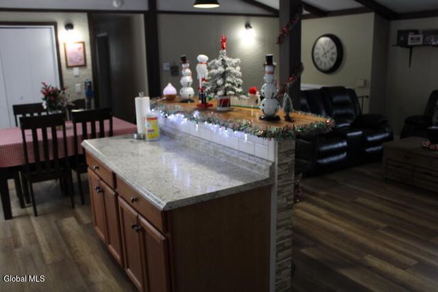 5764 Amsterdam Road, Schenectady, NY 12302