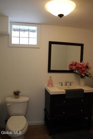 5764 Amsterdam Road, Schenectady, NY 12302