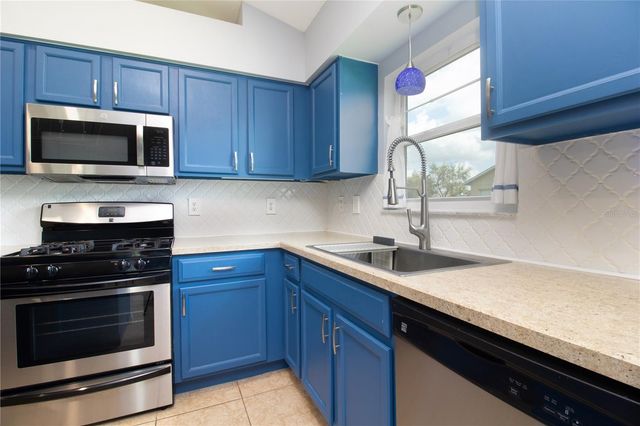 25500 GEDDY DRIVE, Land O Lakes, FL 34639