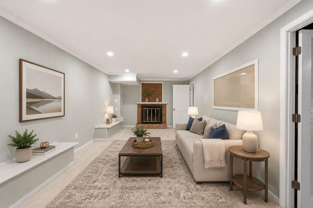 8543 MOUNT VERNON HWY, Alexandria, VA 22309
