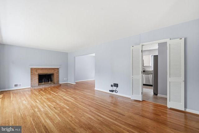 8543 MOUNT VERNON HWY, Alexandria, VA 22309