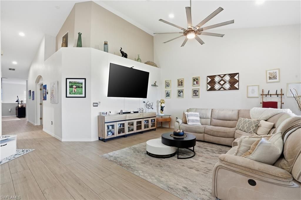20070 Seagrove ST 1907, ESTERO, FL 33928 — photo 2