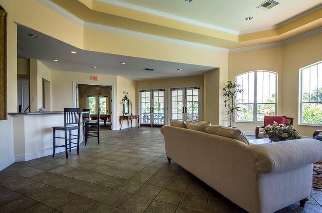 5090 Fairways Circle H202, Vero Beach, FL 32967