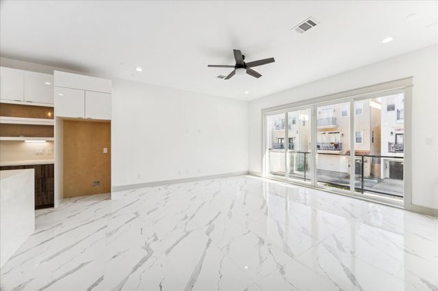 1605 Utah Street, Houston, TX 77007