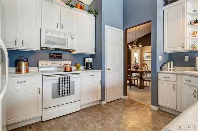 1903 Bonnie Brook Lane, Wentzville, MO 63385