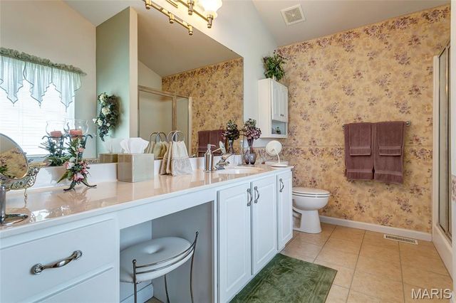 1903 Bonnie Brook Lane, Wentzville, MO 63385