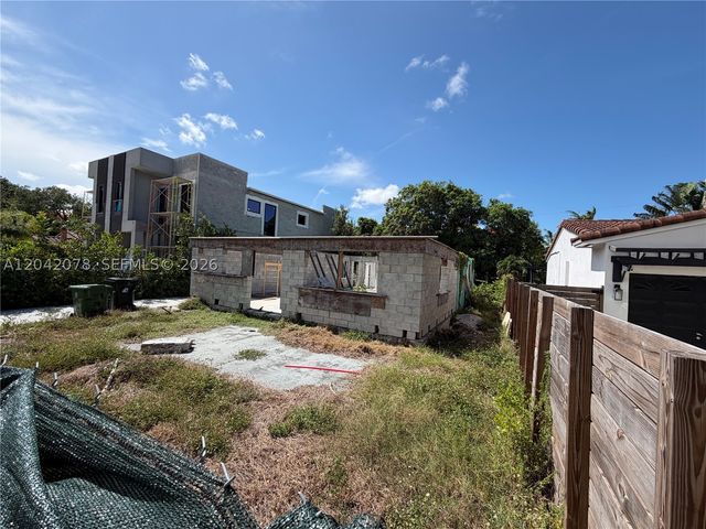 615 SW 16th St, Fort Lauderdale, FL 33315