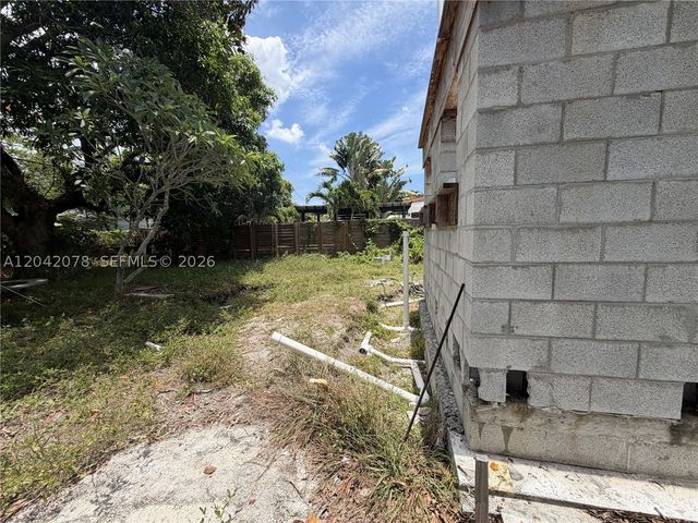 615 SW 16th St, Fort Lauderdale, FL 33315