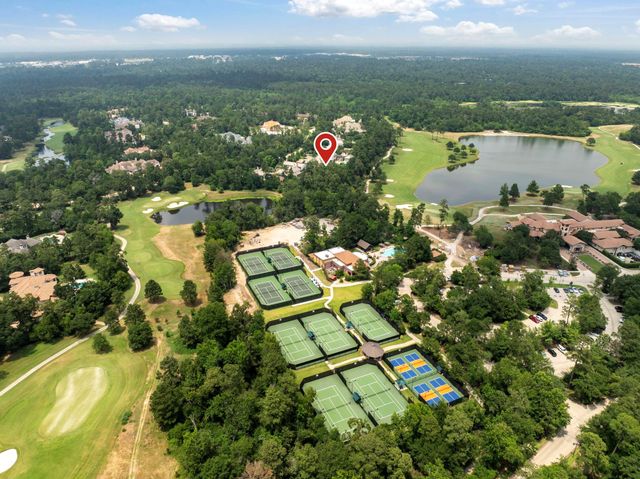 2 Grand Colonial Drive, The Woodlands, TX 77382