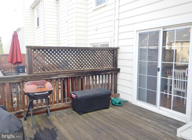 2012 GALLOWS TREE CT, Vienna, VA 22182