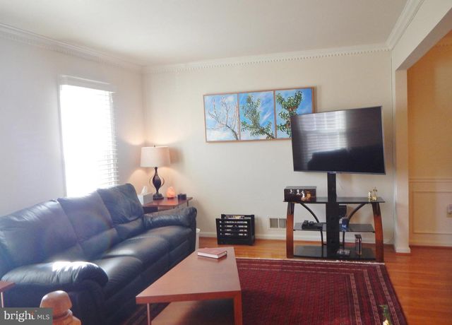 2012 GALLOWS TREE CT, Vienna, VA 22182