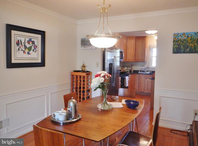 2012 GALLOWS TREE CT, Vienna, VA 22182
