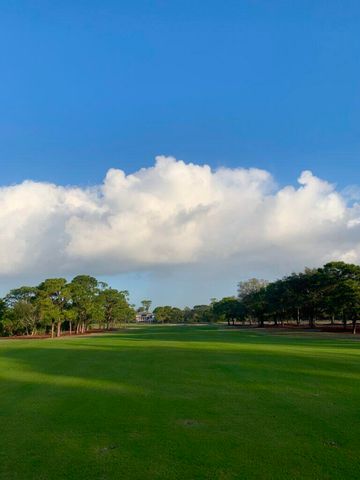 1975 SW St Andrews Drive, Palm City, FL 34990