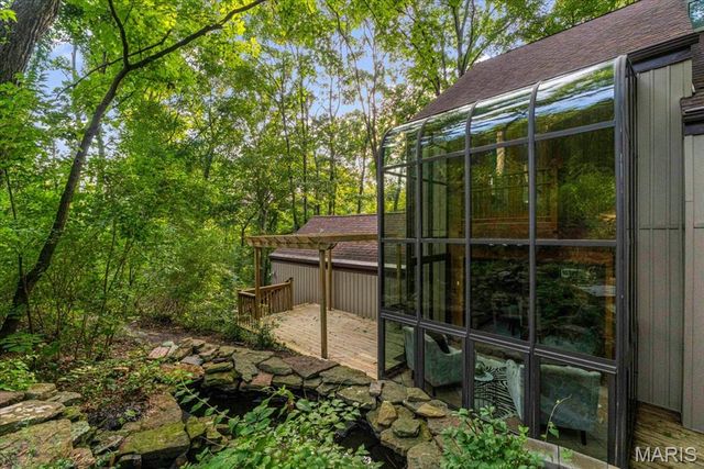 11355 Cragwold Road, Sunset Hills, MO 63122