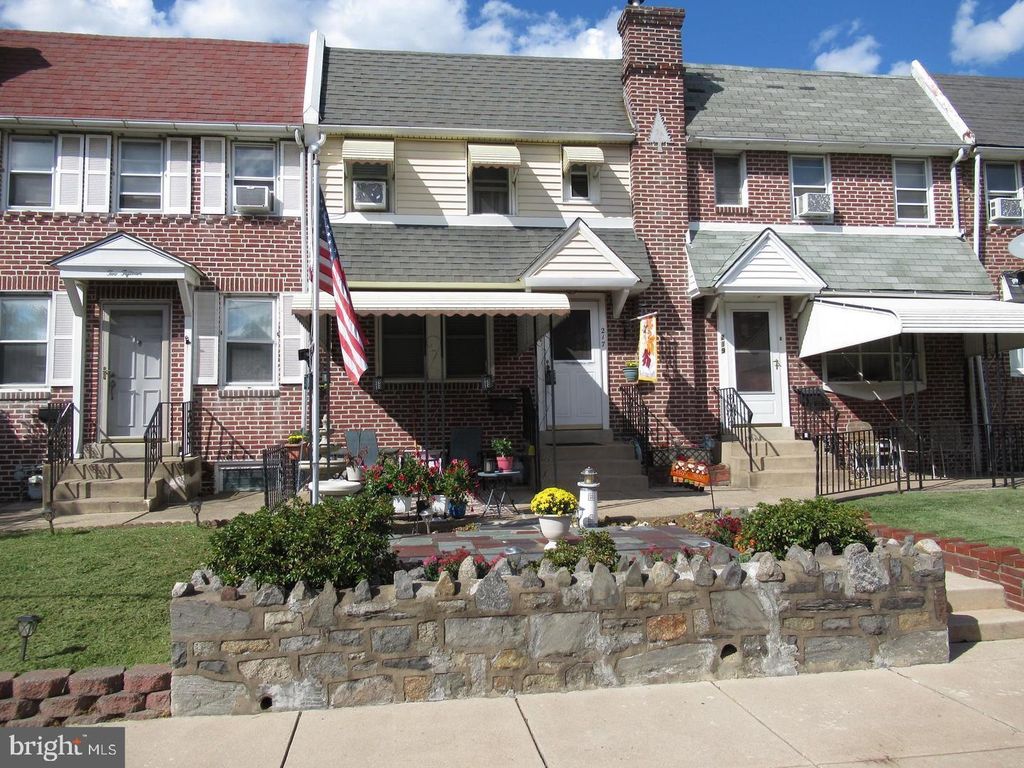 217 E GREENWOOD AVE, Lansdowne, PA 19050