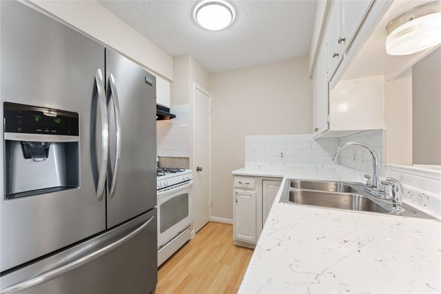 5039 Parkland Street, Pasadena, TX 77504