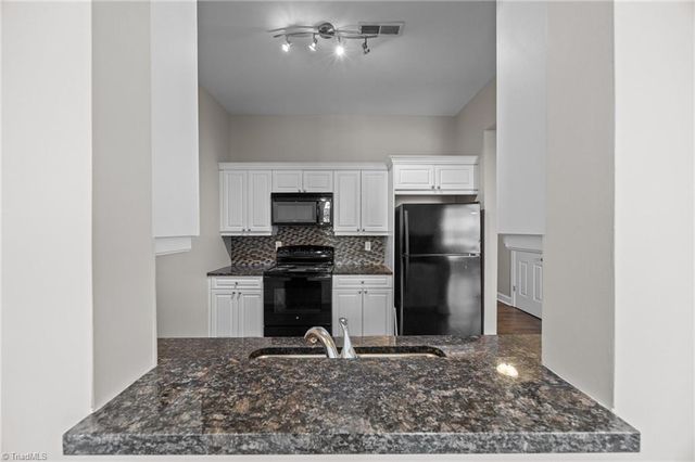 360 Elm Street 110, Greensboro, NC 27401