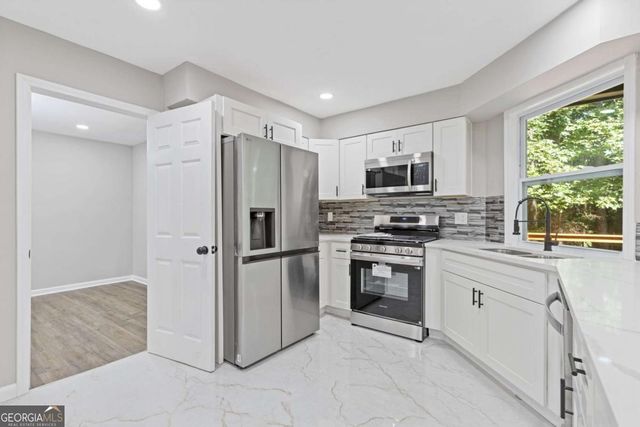 691 Paden Mill Trail, Lawrenceville, GA 30044