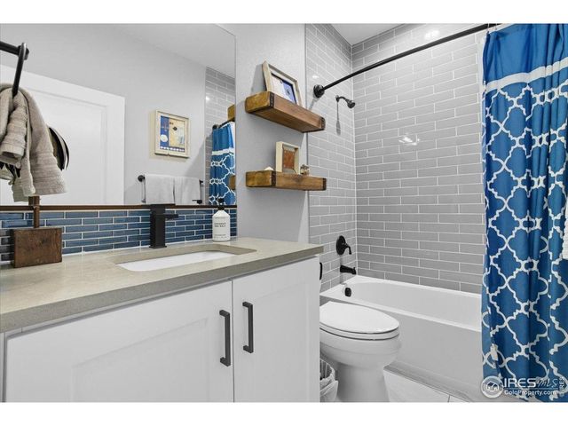 1860 Seadrift Ct, Windsor, CO 80550