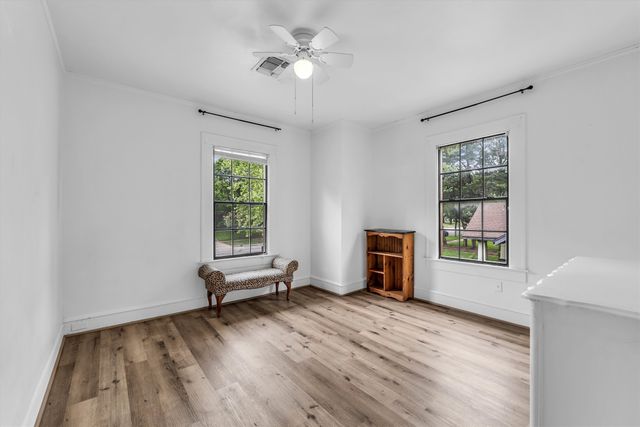 2814 Sanger Avenue, Waco, TX 76707