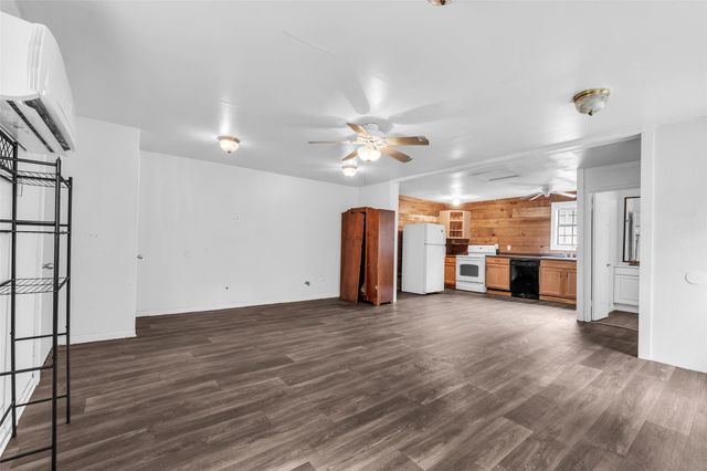 2814 Sanger Avenue, Waco, TX 76707