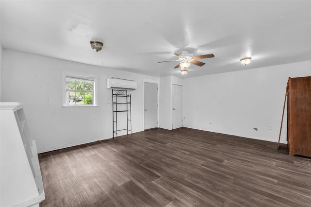 2814 Sanger Avenue, Waco, TX 76707