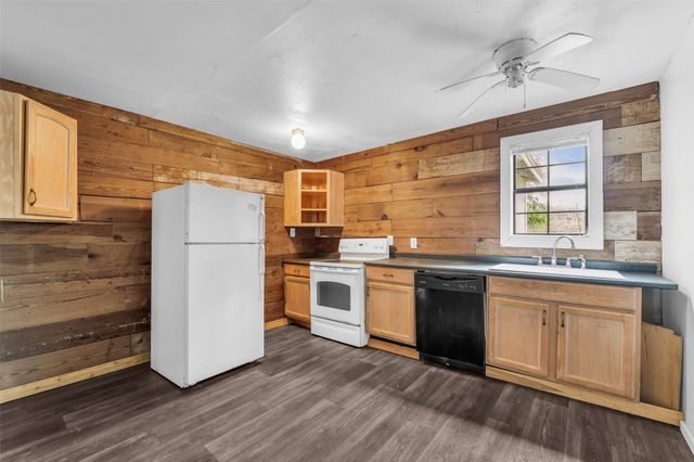 2814 Sanger Avenue, Waco, TX 76707