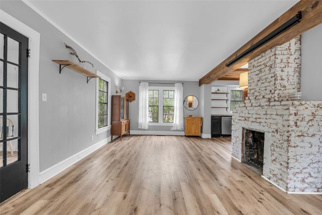 2814 Sanger Avenue, Waco, TX 76707