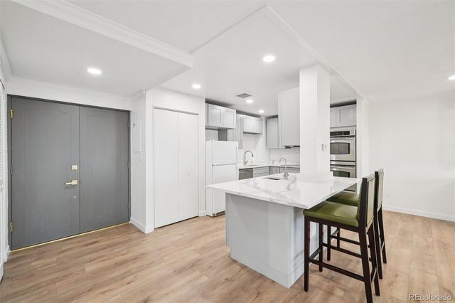 3131 E Alameda Avenue 1203, Denver, CO 80209