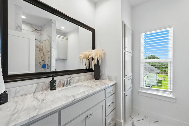 5105 Havana Drive, Mansfield, TX 76063