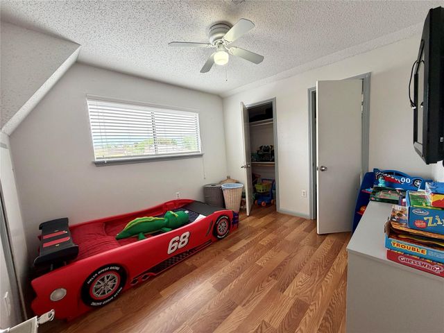 15111 Chasehill Drive, Houston, TX 77489