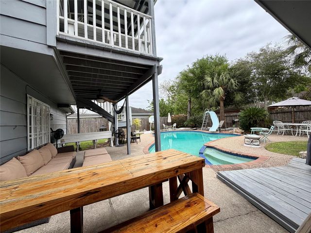 15111 Chasehill Drive, Houston, TX 77489