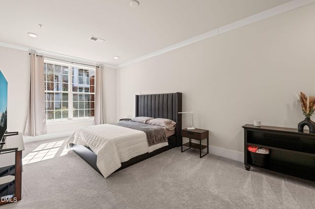 10320 Sablewood Drive 108, Raleigh, NC 27617