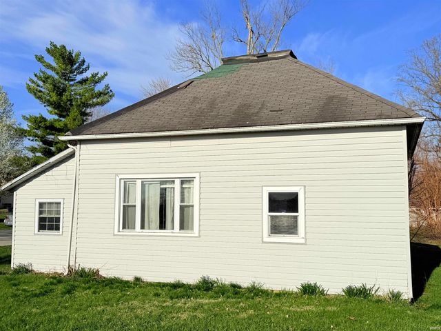 102 W Harrison Street, Converse, IN 46919