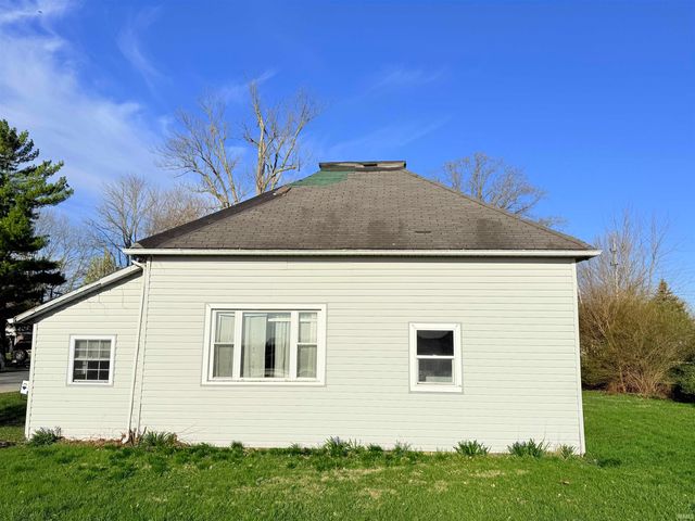 102 W Harrison Street, Converse, IN 46919