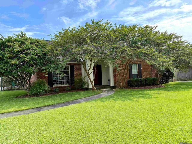 1406 Cottonwood Dr, Denham Springs, LA 70726