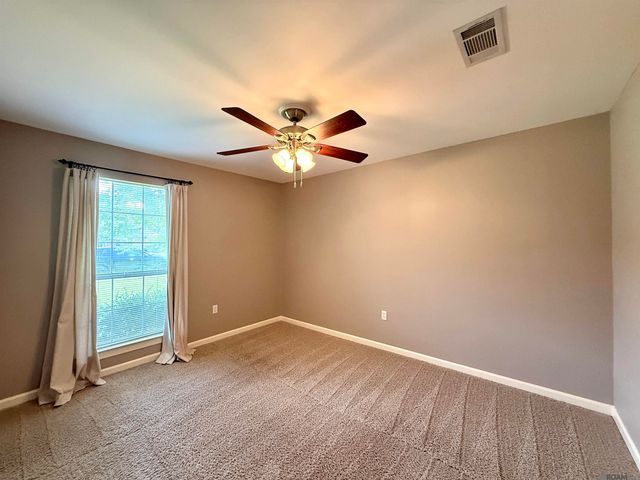 1406 Cottonwood Dr, Denham Springs, LA 70726
