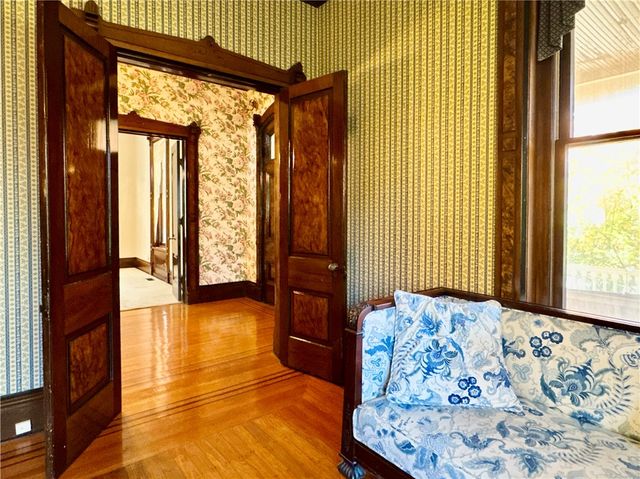 313 E Butler St, Mercer Boro, PA 16137