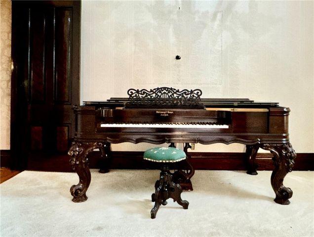 313 E Butler St, Mercer Boro, PA 16137