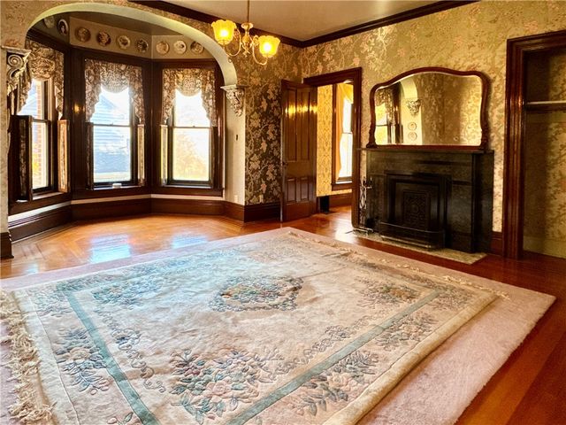 313 E Butler St, Mercer Boro, PA 16137