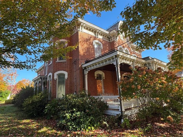 313 E Butler St, Mercer Boro, PA 16137