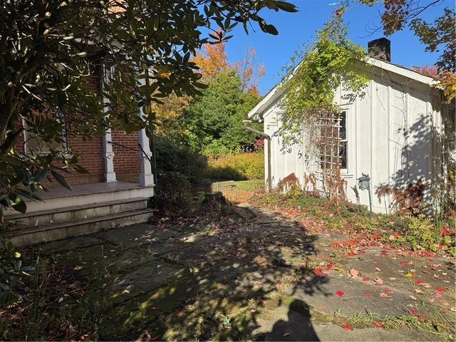 313 E Butler St, Mercer Boro, PA 16137