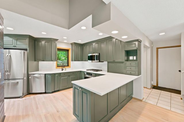 3601 Prestige Lane, Minnetonka, MN 55305