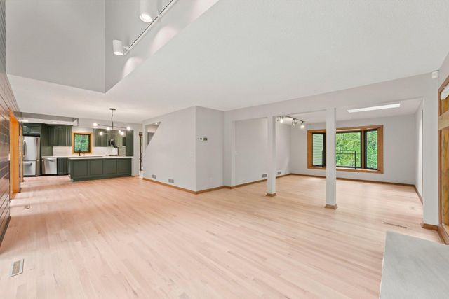 3601 Prestige Lane, Minnetonka, MN 55305