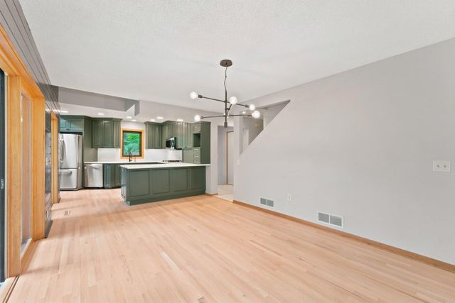 3601 Prestige Lane, Minnetonka, MN 55305